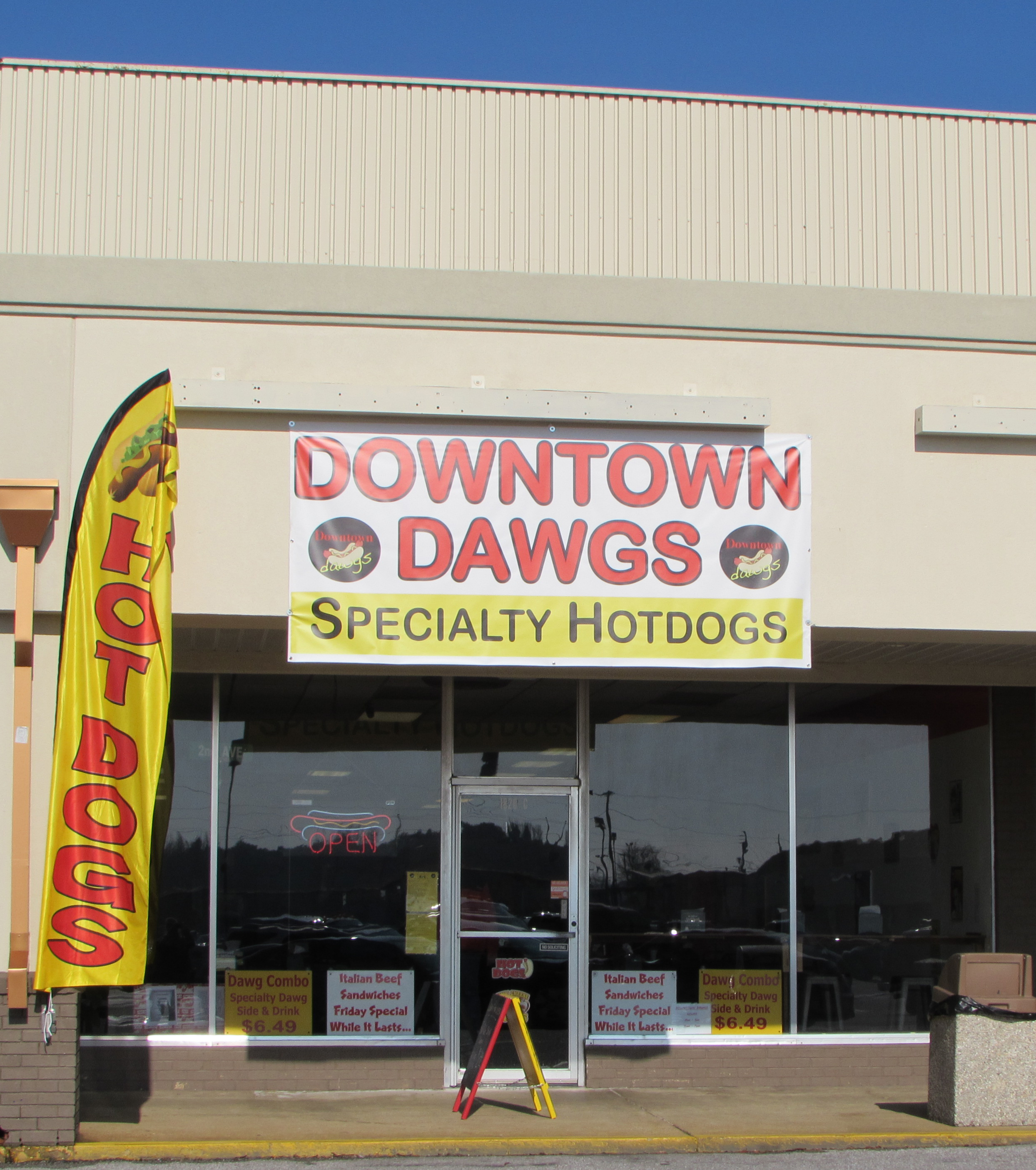 Downtown Dawgs Exterior